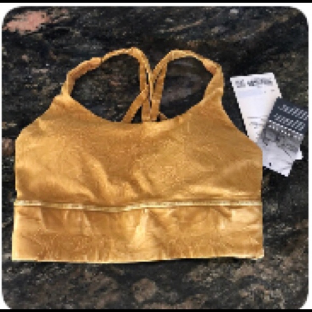 Lululemon sports bra